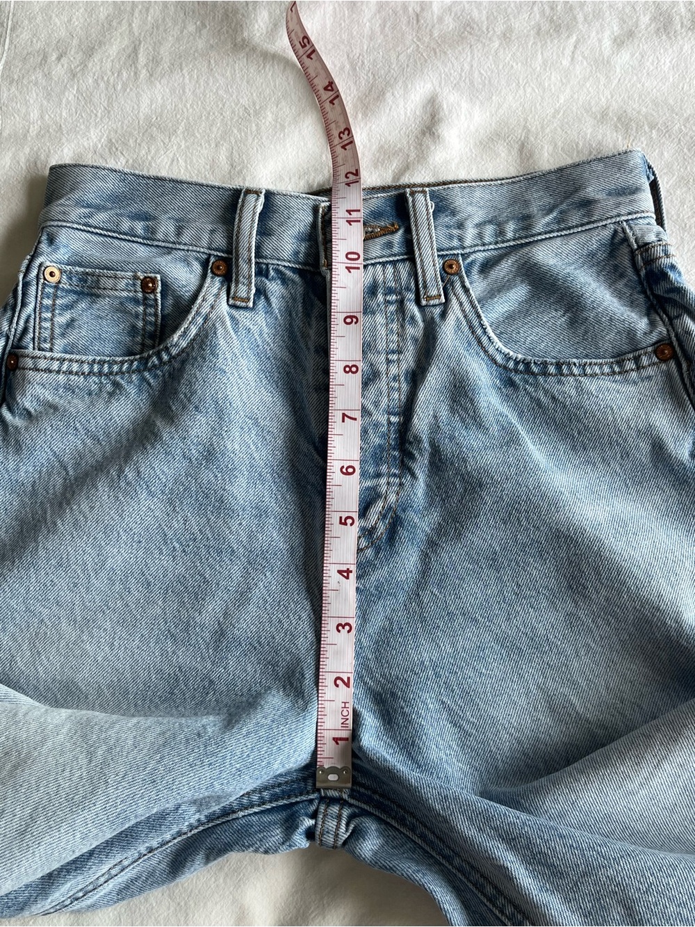 Aritzia Denim Forum
The Joni High Rise Loose Jeans 30L light Wash
Blue Size 25 - Picture 6 of 12